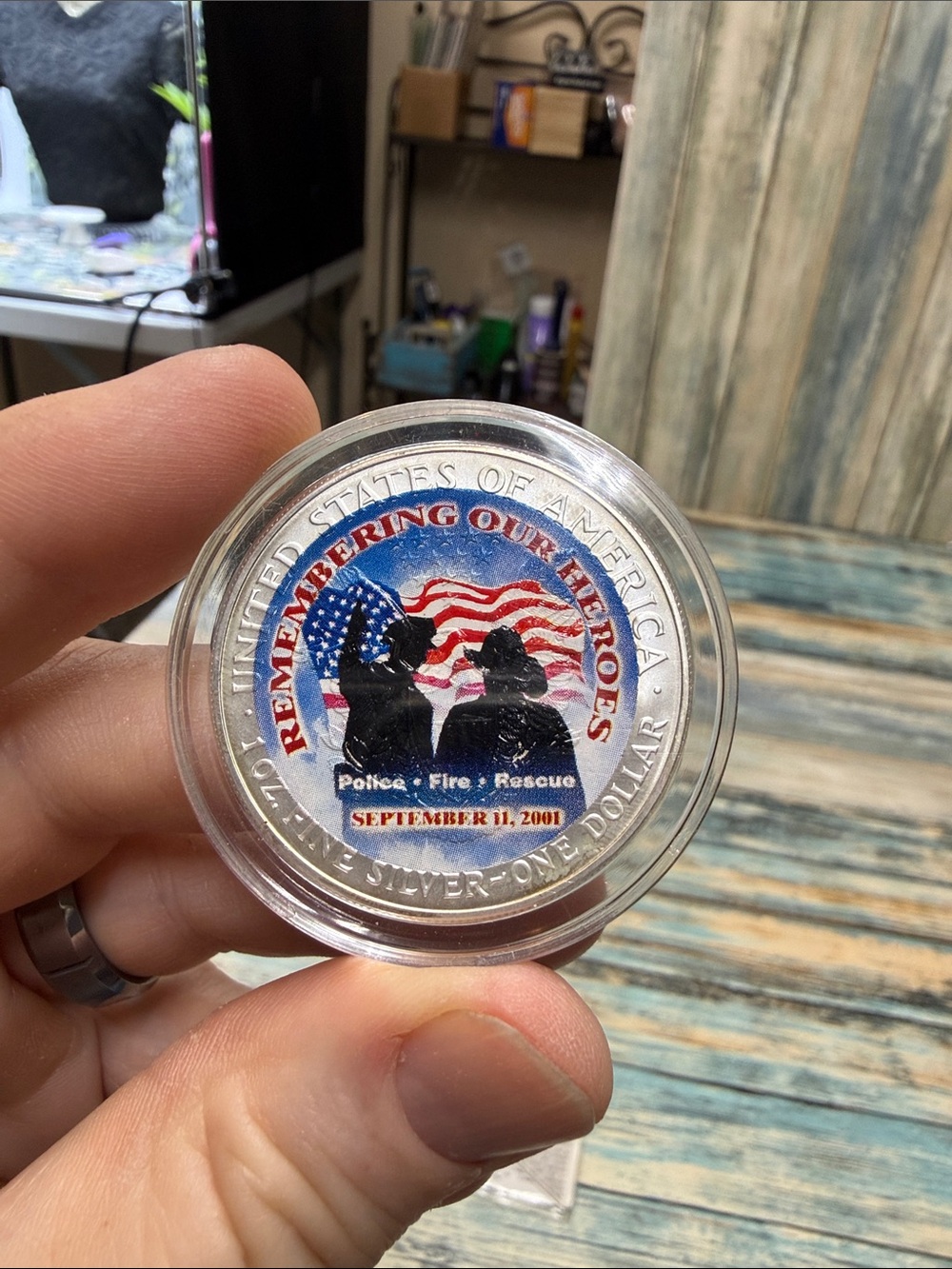 👑2001 American Heroes Silver Eagle Dollar 1oz 911 Commemorative Coin With COA - Picture 3 of 4